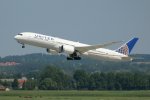 United Airlines, N38950, MUC 30.07.2021.jpg