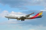 Asiana Airlines Cargo, HL7436, FRA 13.06.2020.jpg