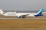 Kuwait Airways, 9K-AOE, MUC 23.12.2021.jpg