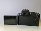 Canon EOS 200D_2.jpg