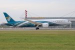 Oman Air, B787-9, MUC 29.04.2022.jpg