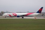 Delta Airlines, B767-400, MUC 25.10.2024.jpg