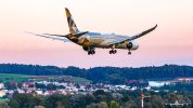 B787-9 Dreamliner A6-BNE.jpg