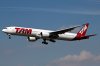 PT-MUB  Boeing 777-32WER  TAM Linhas Aéreas.JPG