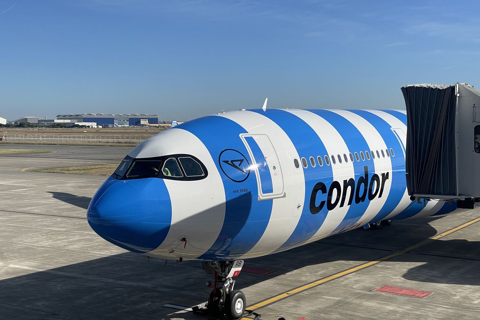 www.aero.de