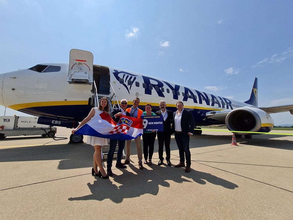 corporate.ryanair.com