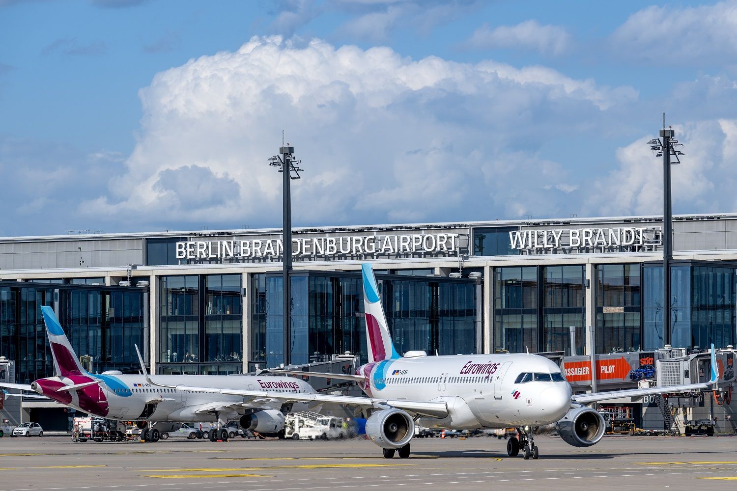 www.aero.de