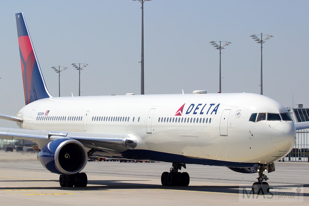 34699257901_e7df628dc3_b.jpg