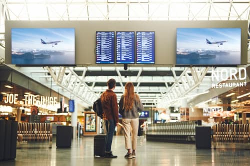 www.icelandairgroup.com